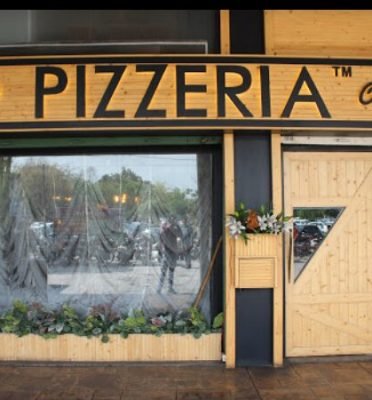 La Roma Pizzeria