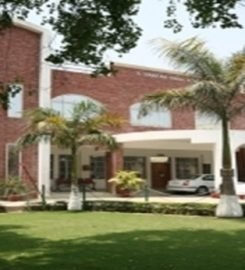 Lyallpur Khalsa College