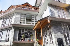 OYO 15129 Hotel Surbhi