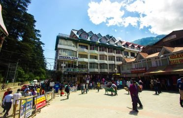 OYO 3387 Hotel Yak