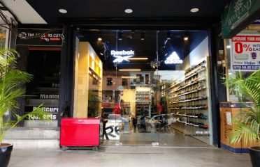 Adidas Store