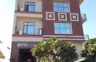 Hotel Comfort Crown