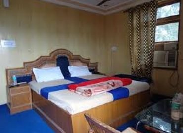 Neelam Hotel And Restaurant