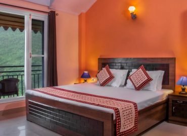 Brookside Retreat Safarmaina Resort